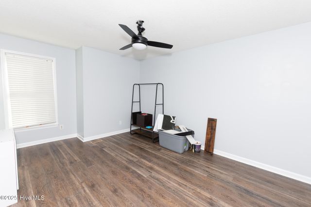 2602 Northwoods Drive, Jacksonville, NC 28540