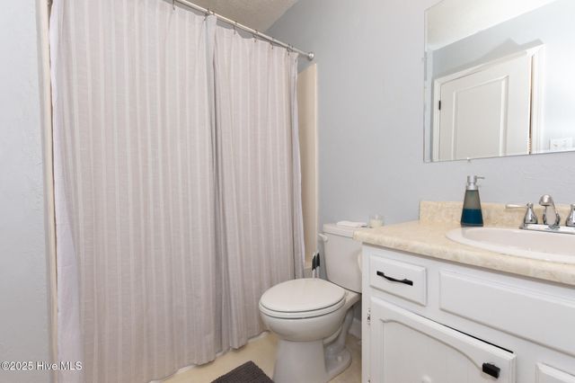 2602 Northwoods Drive, Jacksonville, NC 28540