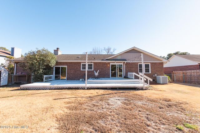 2602 Northwoods Drive, Jacksonville, NC 28540