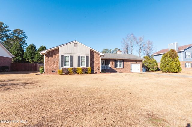 2602 Northwoods Drive, Jacksonville, NC 28540