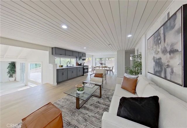 2390 Prenda, Riverside, CA 92504