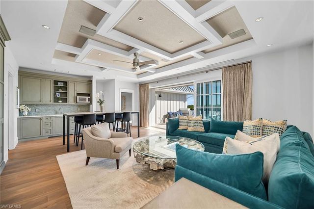 185 15th ST S, Naples, FL 34102