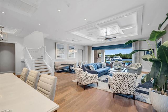 185 15th ST S, Naples, FL 34102