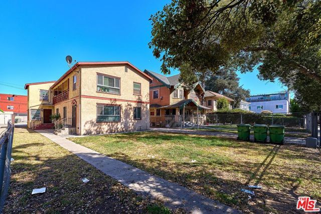 1824 S Wilton Place, Los Angeles, CA 90019