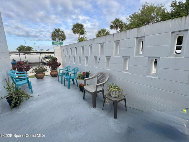 205 Buccaneer Avenue C1-104, Merritt Island, FL 32952
