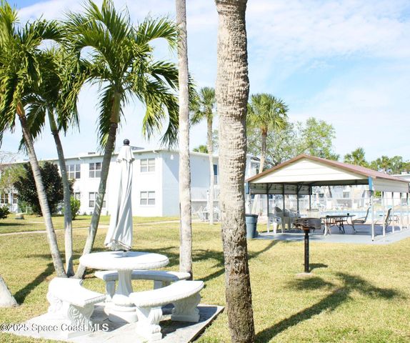 205 Buccaneer Avenue C1-104, Merritt Island, FL 32952