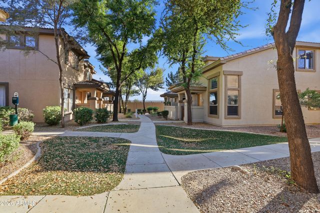 1225 N 36 Street 2011, Phoenix, AZ 85008