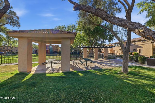 1225 N 36 Street 2011, Phoenix, AZ 85008