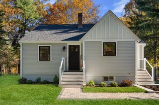 28 Sylvan Ct., Abington, MA 02351