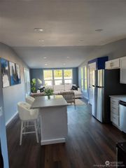 2200 196th Street SE #95, Bothell, WA 98012
