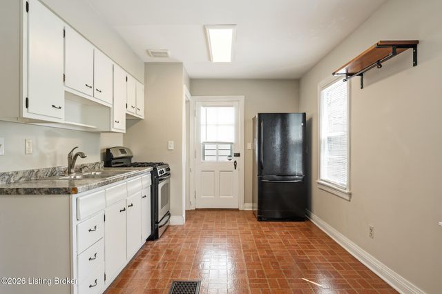 227 Fairfax Ave, Louisville, KY 40207