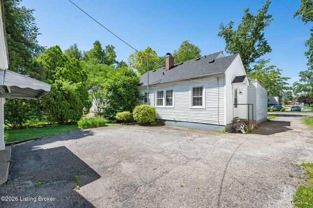 227 Fairfax Ave, Louisville, KY 40207
