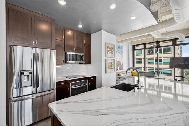 175 2ND STREET S 802, St Petersburg, FL 33701