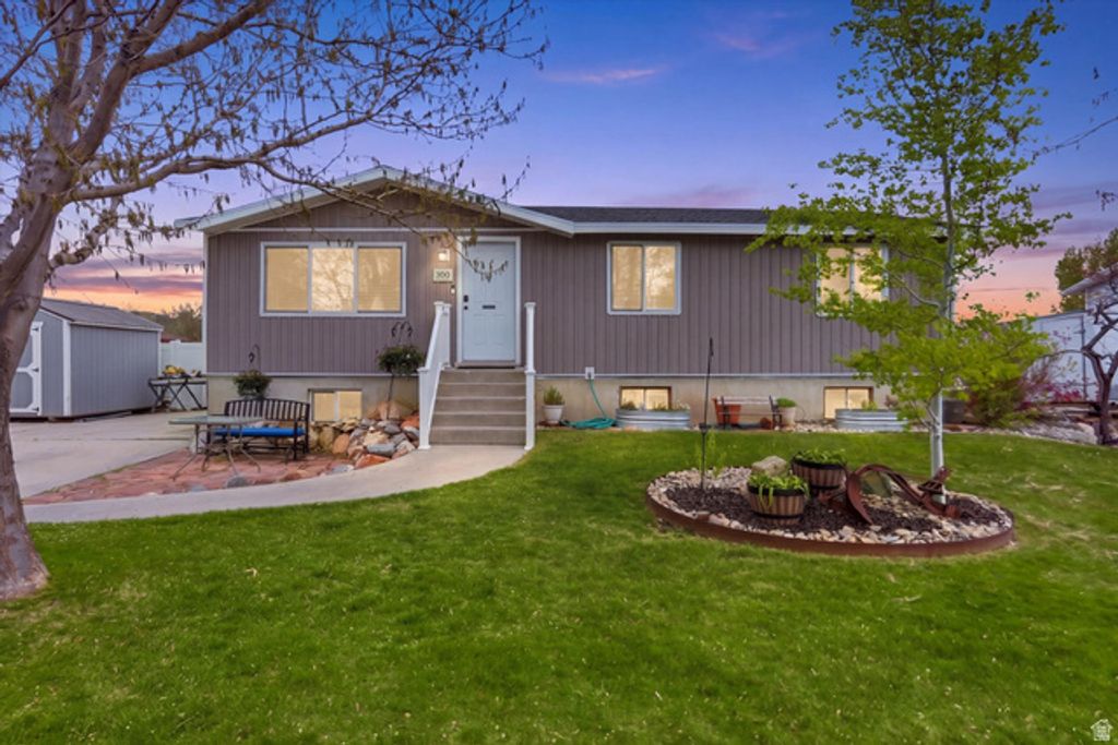 Image 1 of property listing at 300 W 925 S, Garland, UT 84312