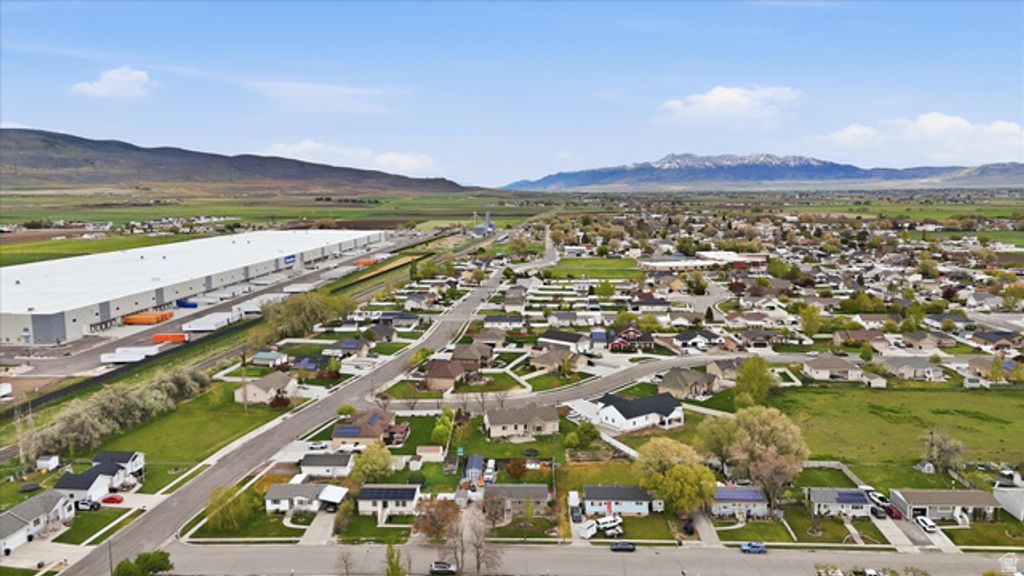 Image 53 of property listing at 300 W 925 S, Garland, UT 84312