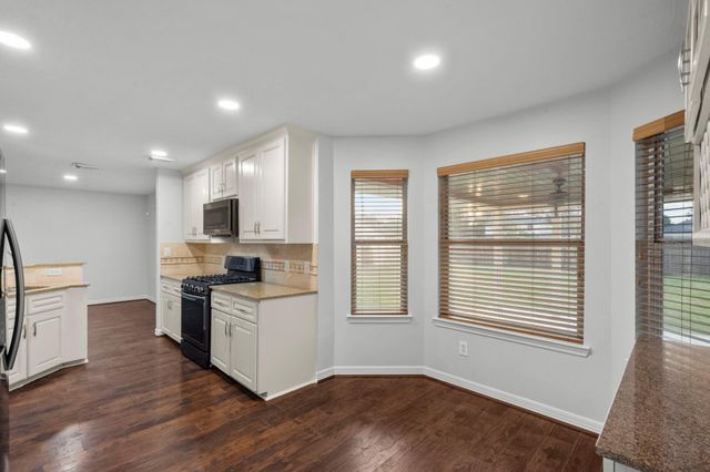 108 Glade Bridge Court, Dickinson, TX 77539