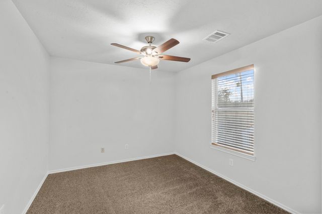 108 Glade Bridge Court, Dickinson, TX 77539