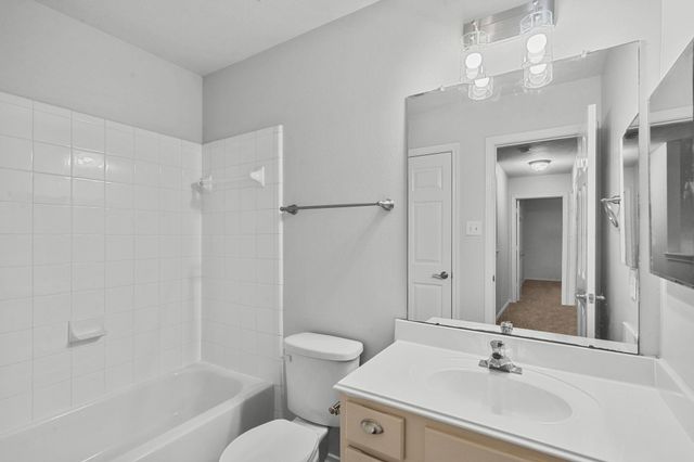 108 Glade Bridge Court, Dickinson, TX 77539