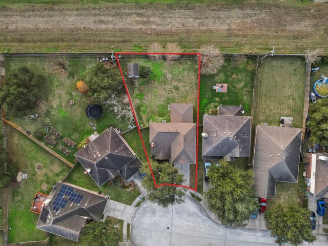 108 Glade Bridge Court, Dickinson, TX 77539