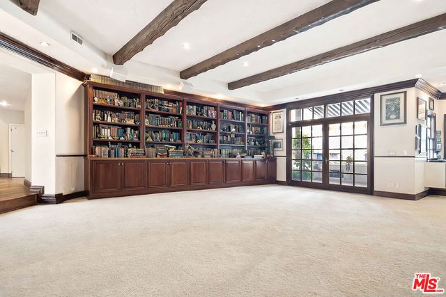 4618 Westchester Drive, Woodland Hills, CA 91364