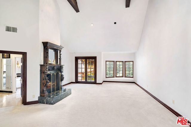 4618 Westchester Drive, Woodland Hills, CA 91364