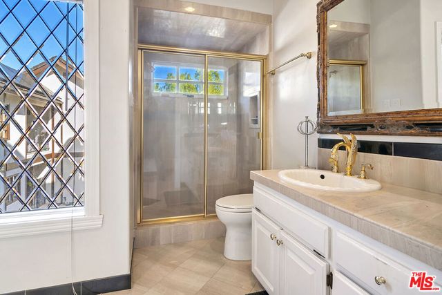 4618 Westchester Drive, Woodland Hills, CA 91364