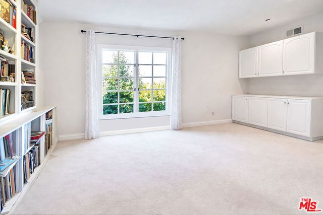 4618 Westchester Drive, Woodland Hills, CA 91364