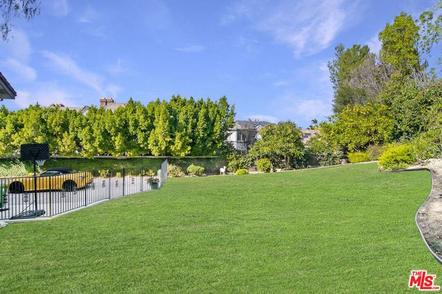 4618 Westchester Drive, Woodland Hills, CA 91364