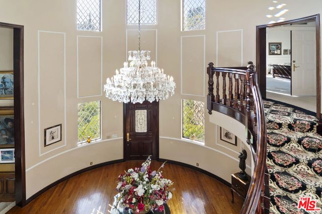 4618 Westchester Drive, Woodland Hills, CA 91364