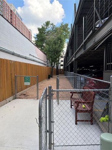 3231 Allen Parkway 6307, Houston, TX 77019