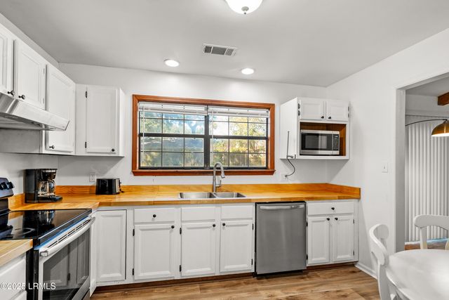 3007 Palmetto Ridge Street, Beaufort, SC 29906