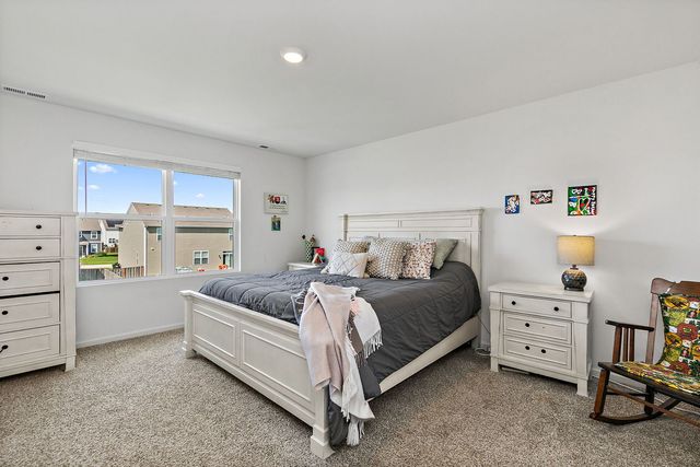1620 Emma Court, Pingree Grove, IL 60140