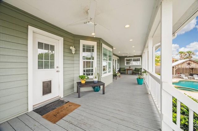 2333 Avenue H, San Leon, TX 77539