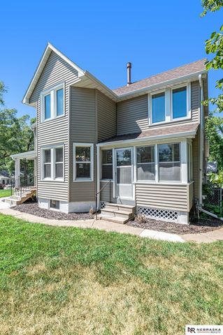 3440 Curtis Avenue, Omaha, NE 68111