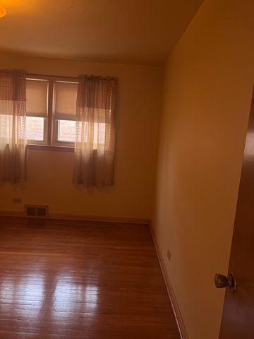 5140 S New England Avenue, Chicago, IL 60638