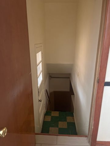 5140 S New England Avenue, Chicago, IL 60638