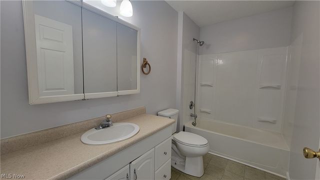 105 Woodcrest Lane, Marietta, OH 45750