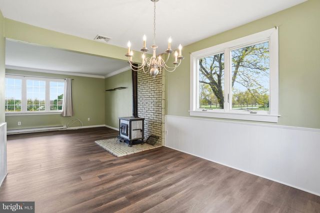 684 HUNSICKER RD, Telford, PA 18969