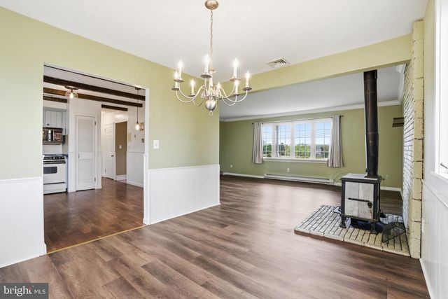 684 HUNSICKER RD, Telford, PA 18969