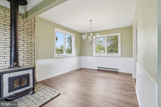 684 HUNSICKER RD, Telford, PA 18969