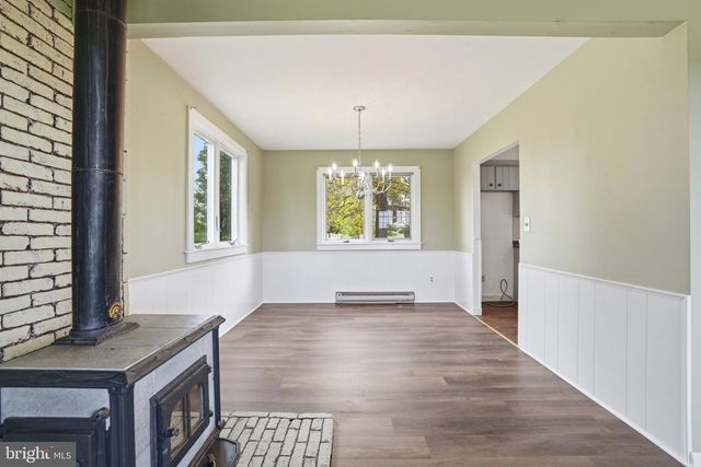 684 HUNSICKER RD, Telford, PA 18969