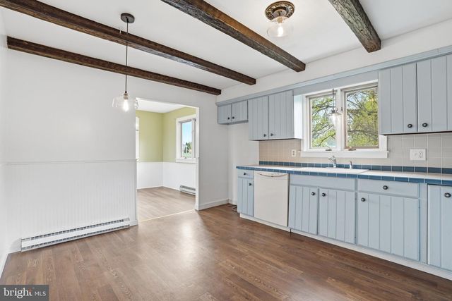 684 HUNSICKER RD, Telford, PA 18969