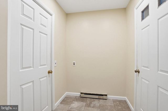 684 HUNSICKER RD, Telford, PA 18969