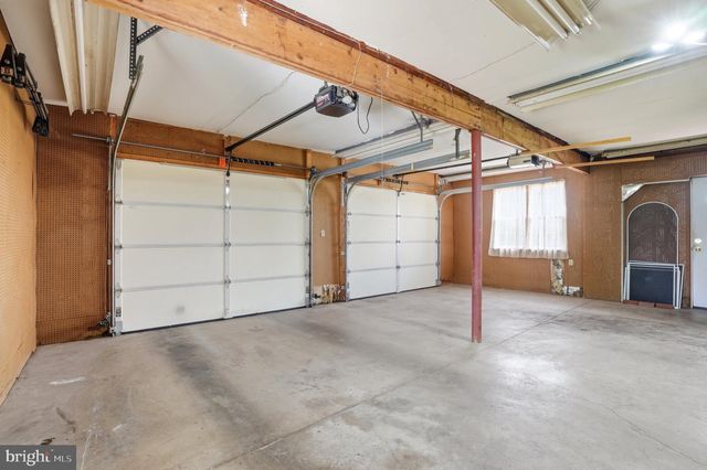 684 HUNSICKER RD, Telford, PA 18969