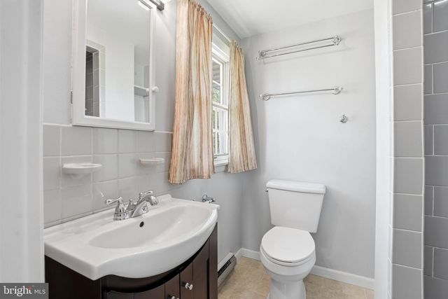 684 HUNSICKER RD, Telford, PA 18969