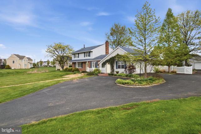 684 HUNSICKER RD, Telford, PA 18969