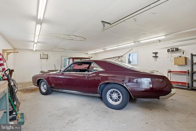 684 HUNSICKER RD, Telford, PA 18969