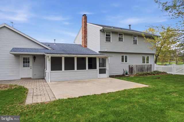 684 HUNSICKER RD, Telford, PA 18969