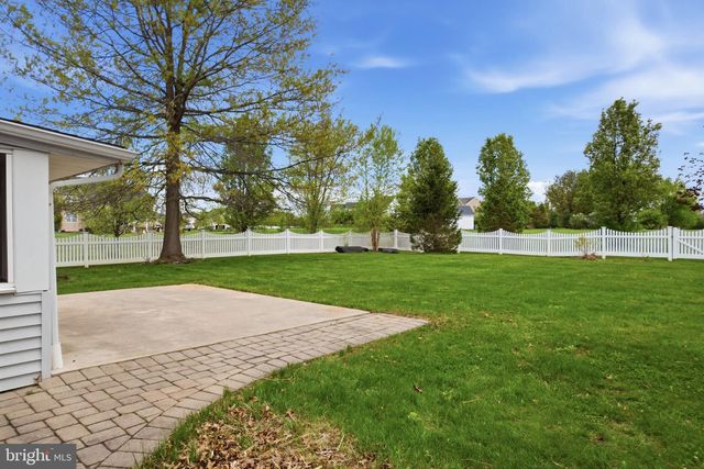 684 HUNSICKER RD, Telford, PA 18969