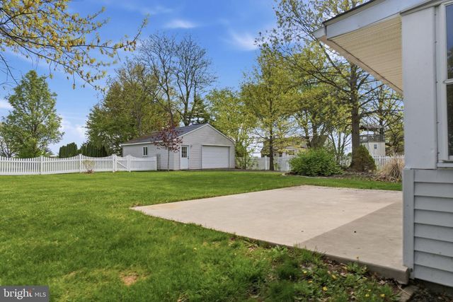 684 HUNSICKER RD, Telford, PA 18969